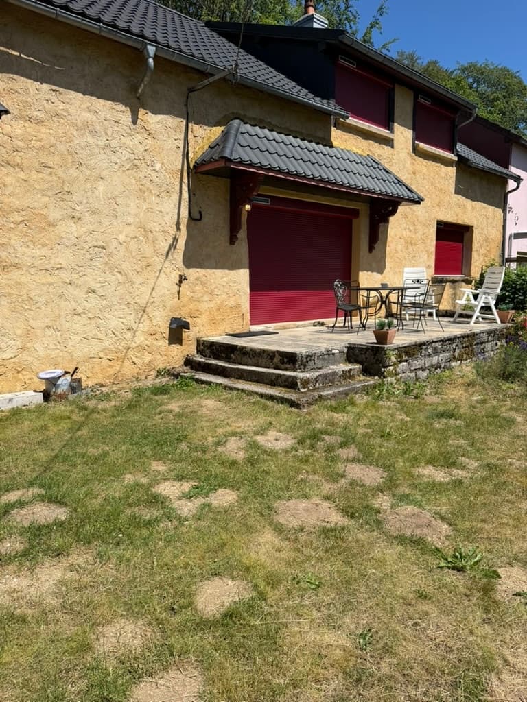 La Villa du Cerney — Maison de caractère avec bois attenants, près du lac des Settons